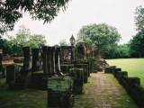 礼拝堂跡と仏像